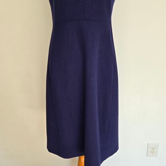 MM LaFleur Annie Navy Sheath Dress V Neck Sleeveless Classic Washable Women 4 - Picture 8 of 12
